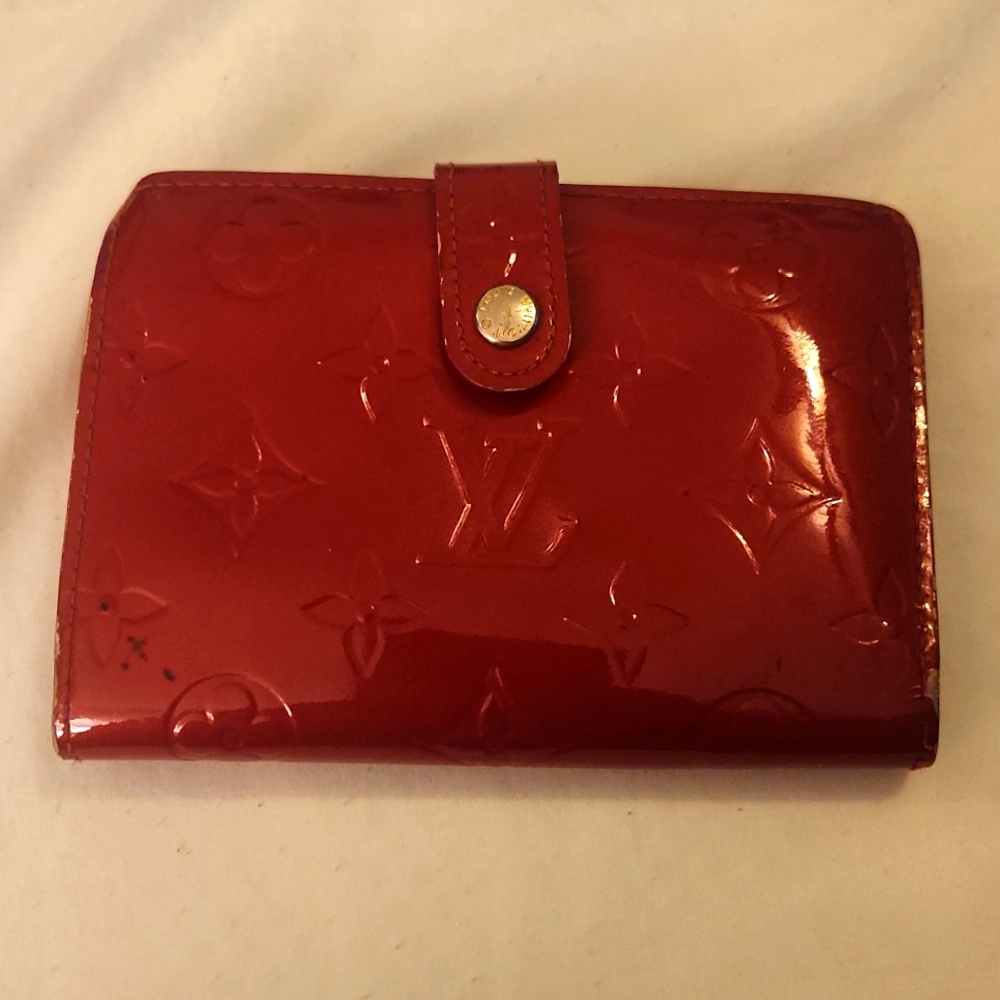 Louis Vuitton Vernis Wallet